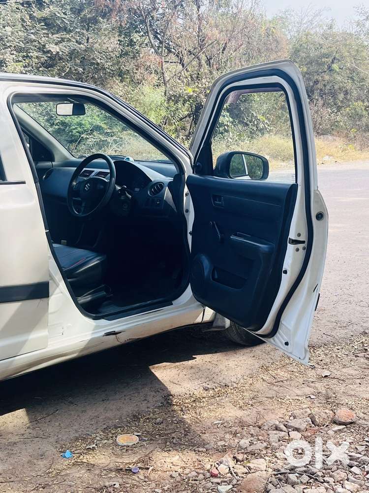 Maruti Suzuki Swift Dzire Tour Ldi, 2016, Diesel