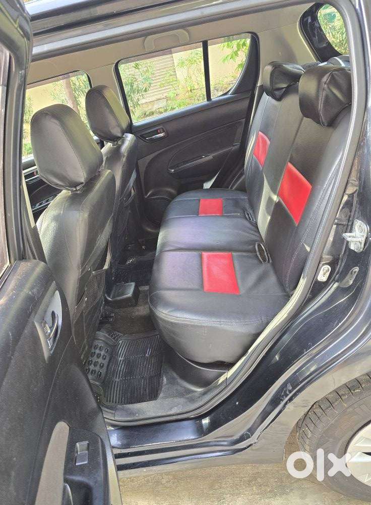 Maruti Suzuki Swift Vxi, 2011, Petrol