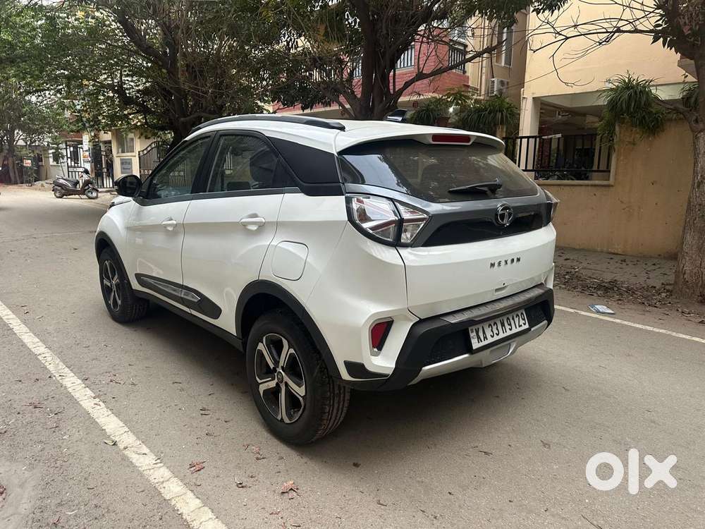 Tata Nexon 1.2 Revotron Xza Plus (o) Amt, 2021, Petrol