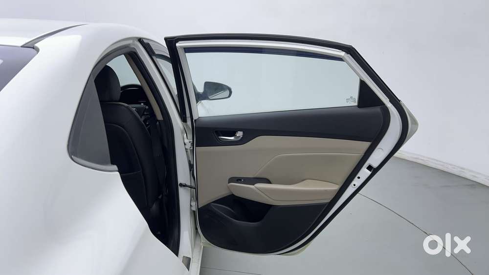 Hyundai Verna 1.5 Sx (o) Vtvt Ivt, 2021, Petrol