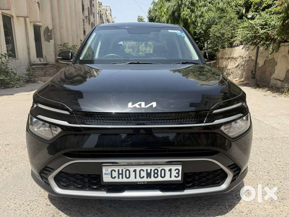 Kia Carens G1.5 6mt Gravity, 2024, Petrol