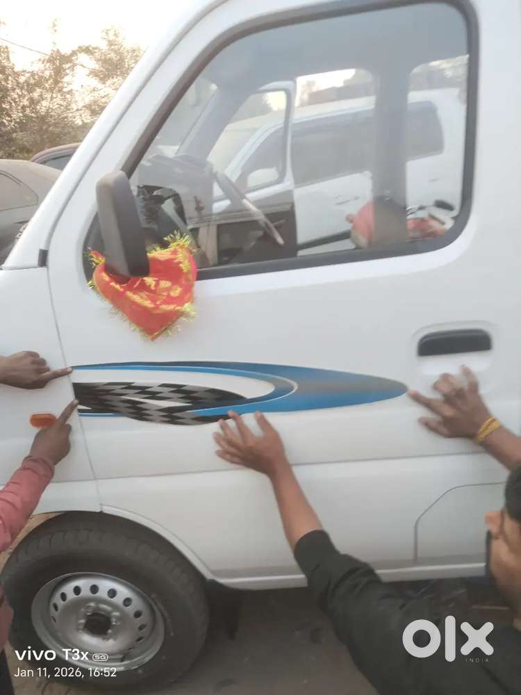 Maruti Suzuki Eeco 2026 Cng & Hybrids 3500 Km Driven