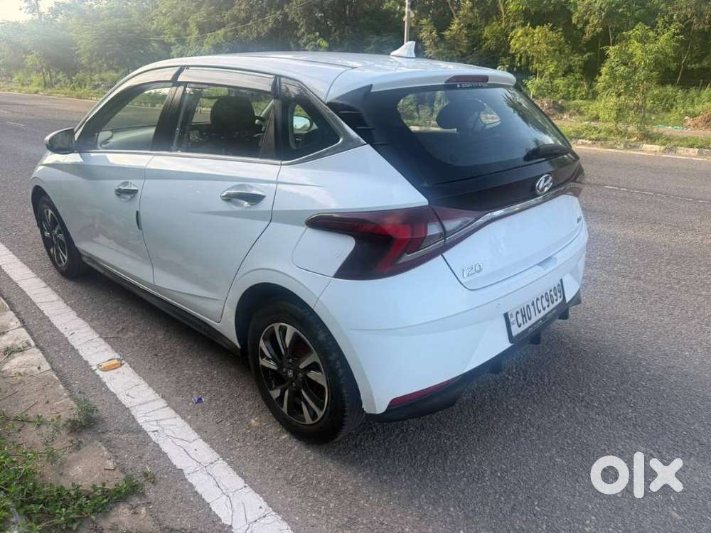 Hyundai I20 Asta (o) 1.2 Ivt, 2020, Petrol
