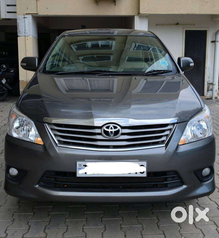 Toyota Innova 2.5 Vx 7 Seater Bs Iv, 2012, Diesel