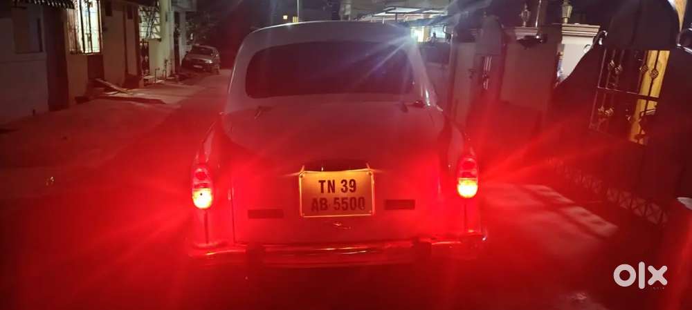 Ambassador Classic 1500 2005