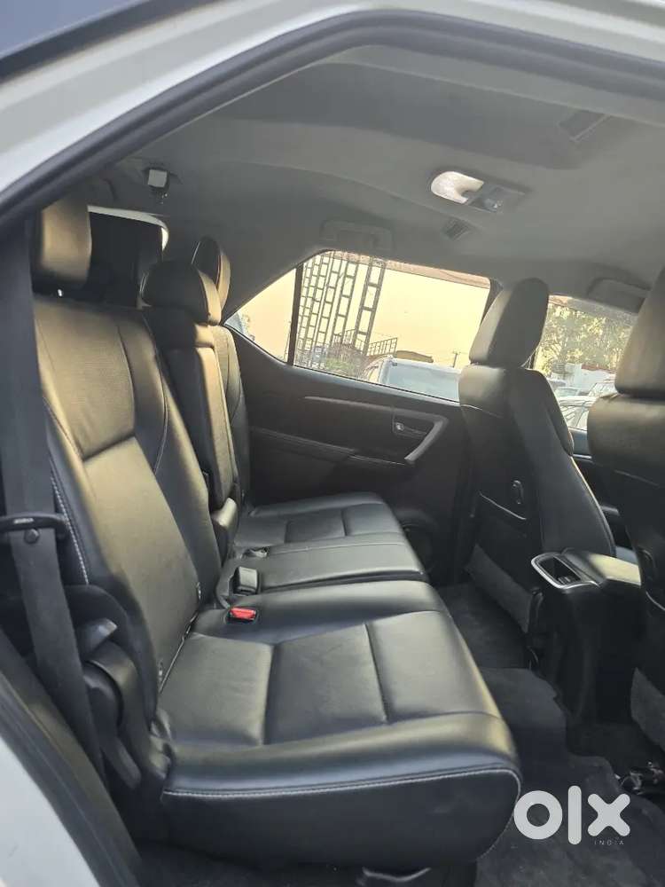 Toyota Fortuner 2022 Diesel 113800 Km Driven