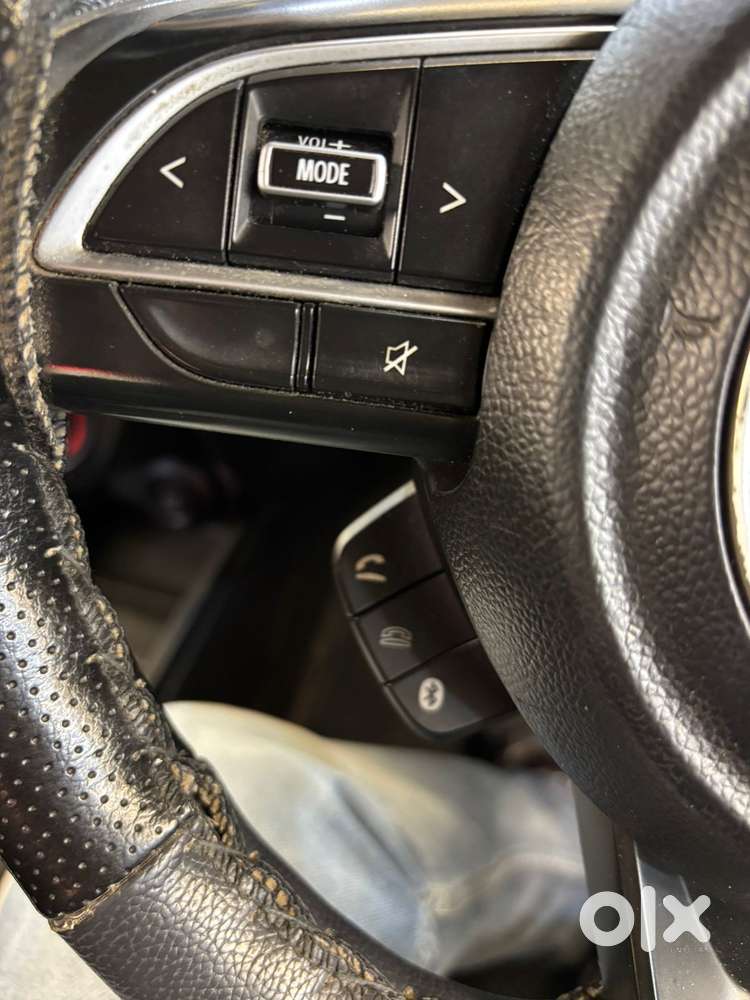 Maruti Suzuki Swift Vxi + Manual, 2021, Petrol