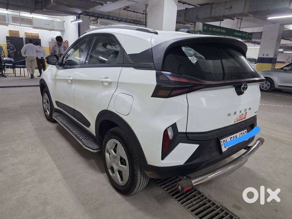 Tata Nexon Creative Plus S 1.2 Revotron Petrol 6 Mt Dt, 2025, Cng & ..