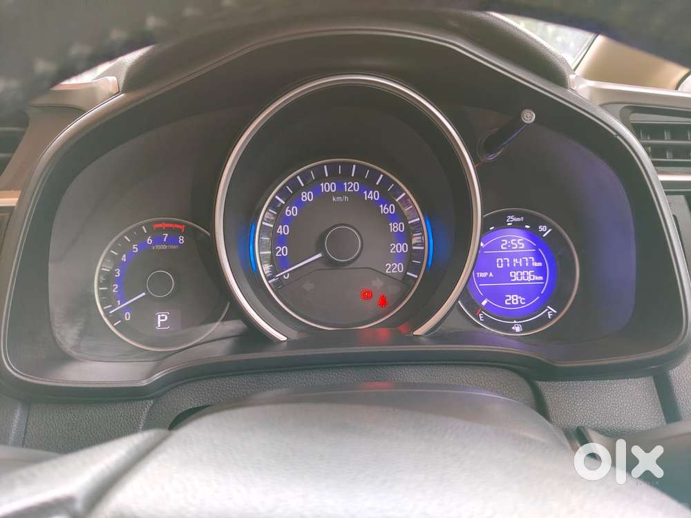 Honda Jazz V Automatic, 2015, Petrol