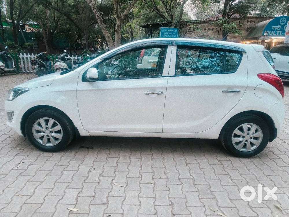 Hyundai I20 1.2 Asta, 2014, Cng & Hybrids