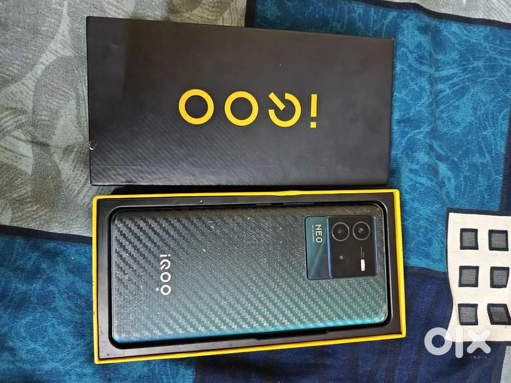 iQOO neo 6 excellent condition 8gb ram 128gb urgent sale