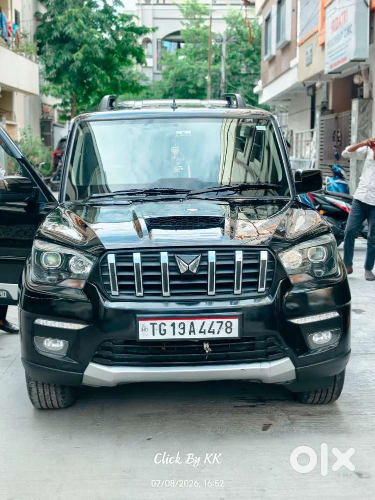 Mahindra Scorpio Classic 2023 Diesel Classic Manual
