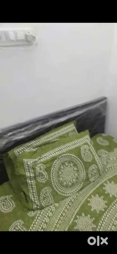 1 studio,fully furnished on first floor