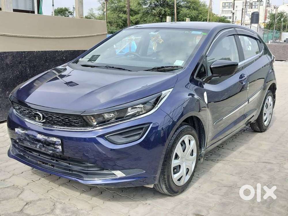 Tata Altroz 1.2 Xm Plus, 2025, Petrol