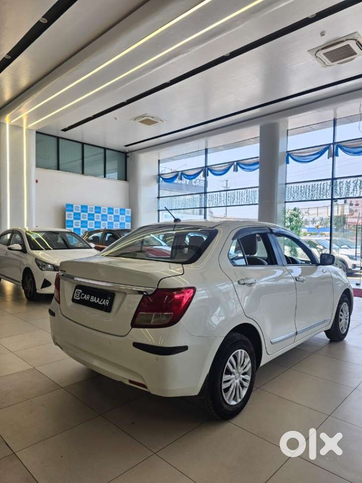 Maruti Suzuki Dzire 1.2 Vxi, 2023, Petrol
