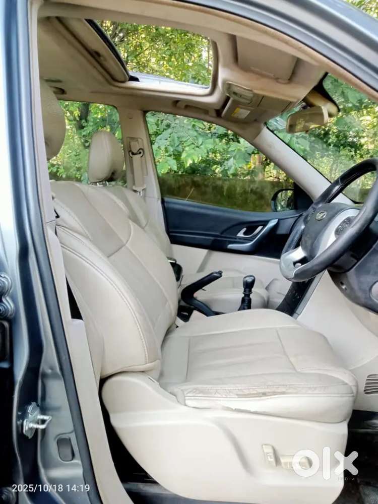 Mahindra Xuv500 2017 Diesel 95000 Km Driven