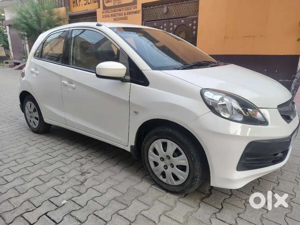 Honda Brio 29 Des 2012 Petrol Mt