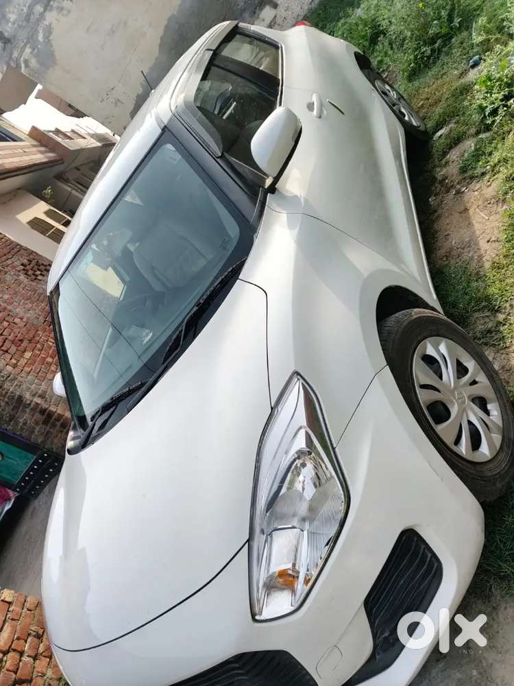Selling Maruti Suzuki Swift Vxi 2020 Petrol