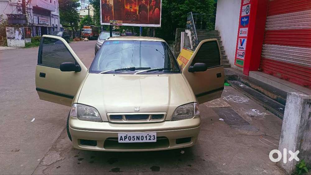 Maruti Esteem 1999