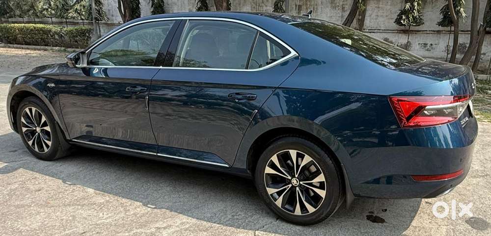 Skoda Superb 2.0 L&k Tsi At, 2022, Petrol