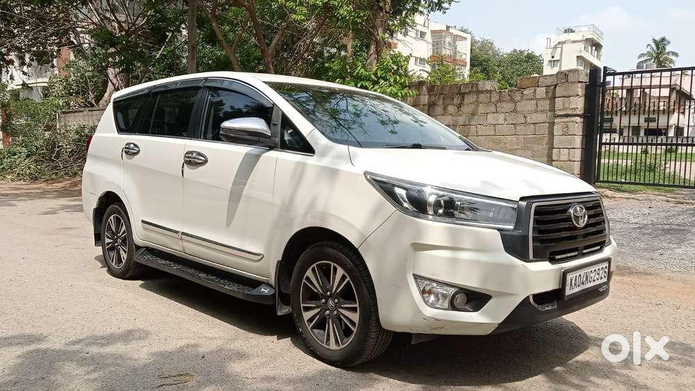 Toyota Innova Crysta 2.4 Z 7 Str, 2016, Diesel