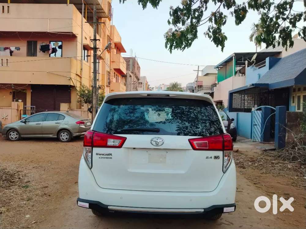 Toyota Innova Crysta 2024 Diesel 64600 Km Driven