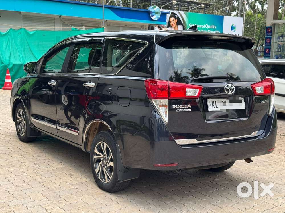 Toyota Innova Crysta 2.4 Gx Limited Edition At 8 Str, 2021, Diesel