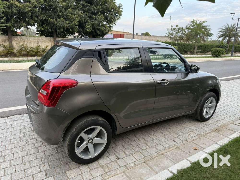Maruti Suzuki Swift Vxi Optional, 2022, Petrol