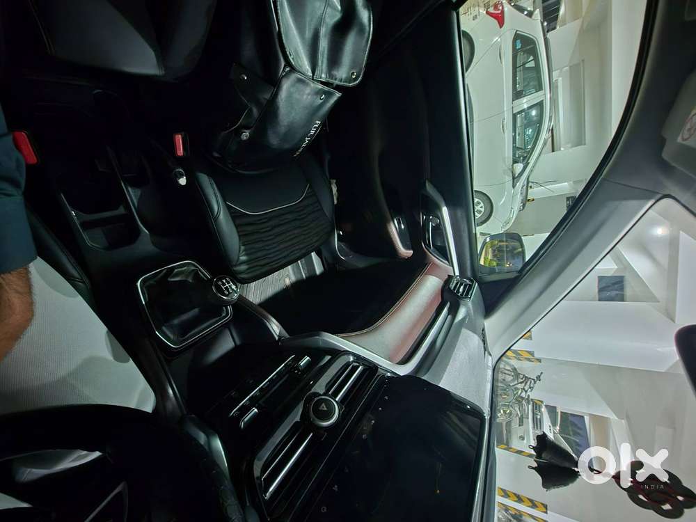 Maruti Suzuki Vitara Zeta 2025