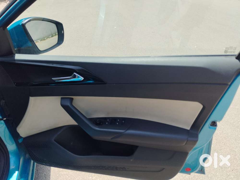 Skoda Slavia 1.0 Tsi Style, 2022, Petrol