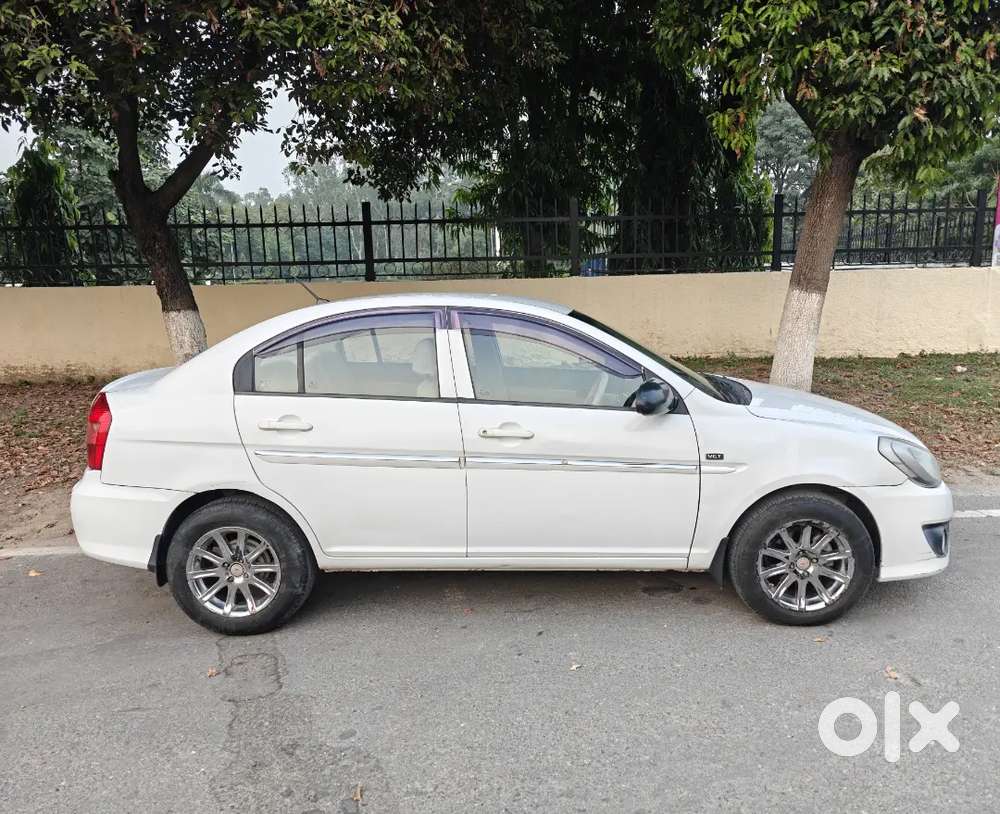 Verna Transform 2010 Diesel Manual
