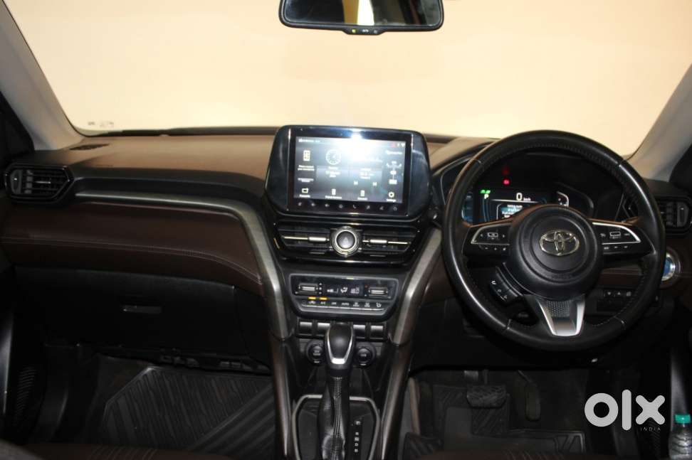 Toyota Urban Cruiser Hyryder 1.5 V Hybrid, 2022, Petrol