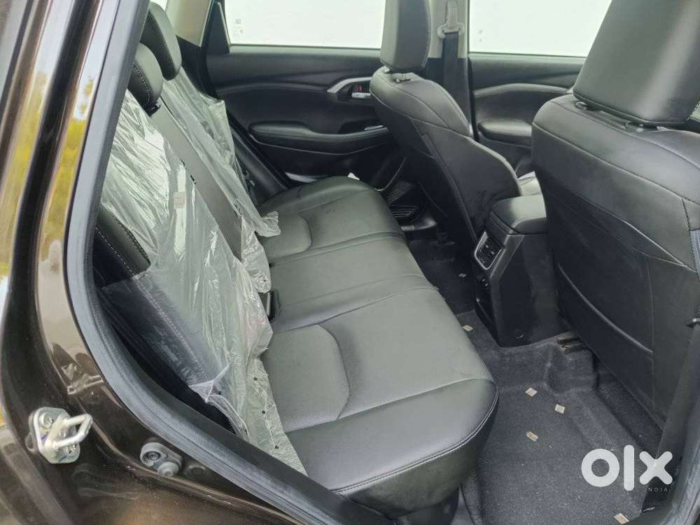 Toyota Urban Cruiser Hyryder 1.5 V Neo Drive, 2025, Petrol