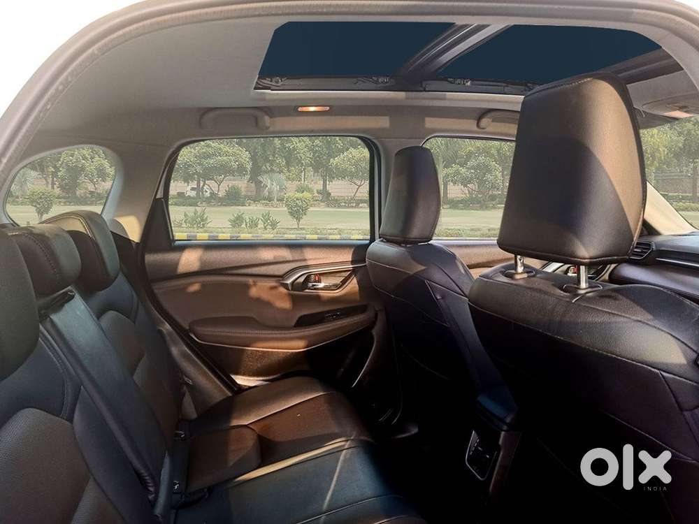 Toyota Urban Cruiser Hyryder 1.5 V Hybrid, 2023, Petrol