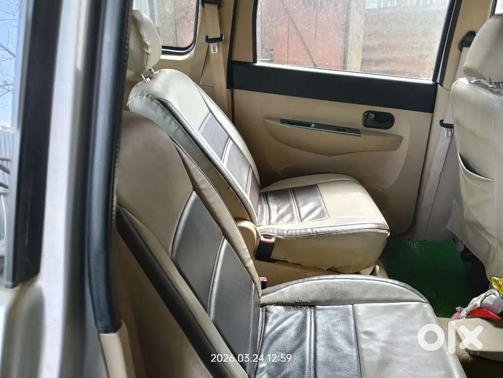 Seven Seater, Ac, Music System Adjustable N Folding Seats