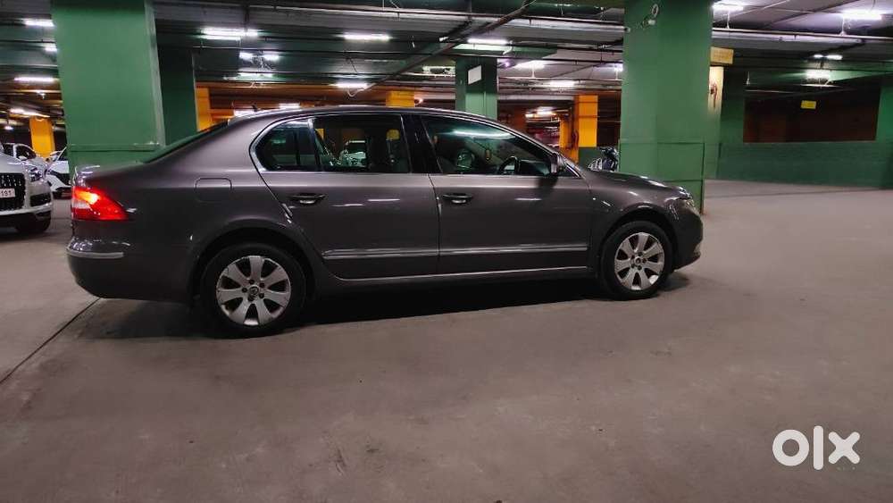Skoda Superb 1.8 Elegance Tsi At, 2011, Petrol