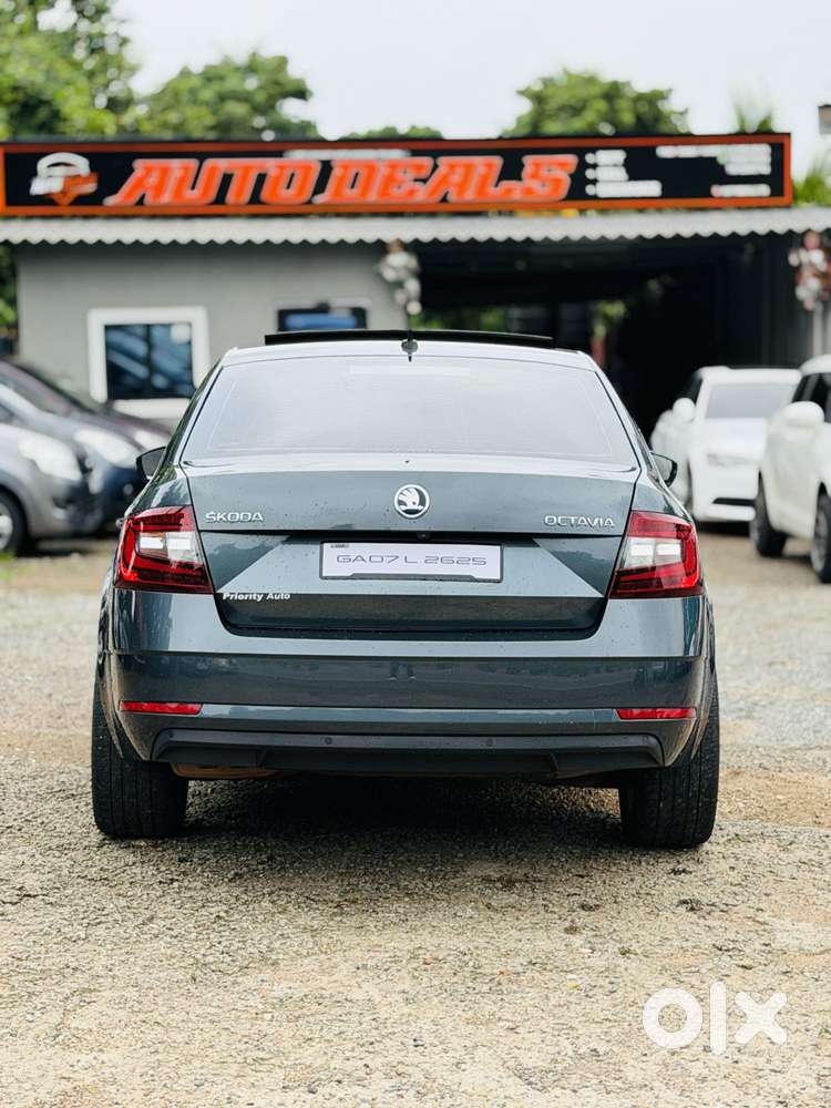 Skoda Octavia 1.8 Tsi Style At, 2017, Petrol