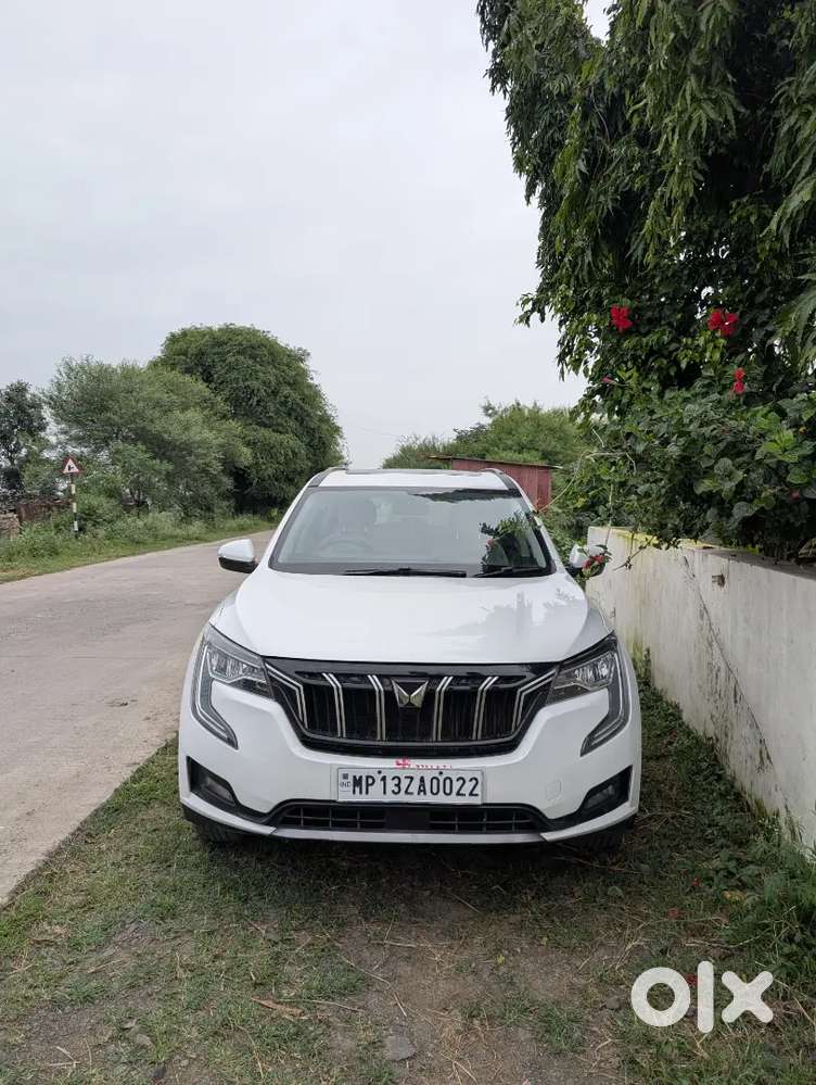 Mahindra Xuv700 Diesel Mt 2024