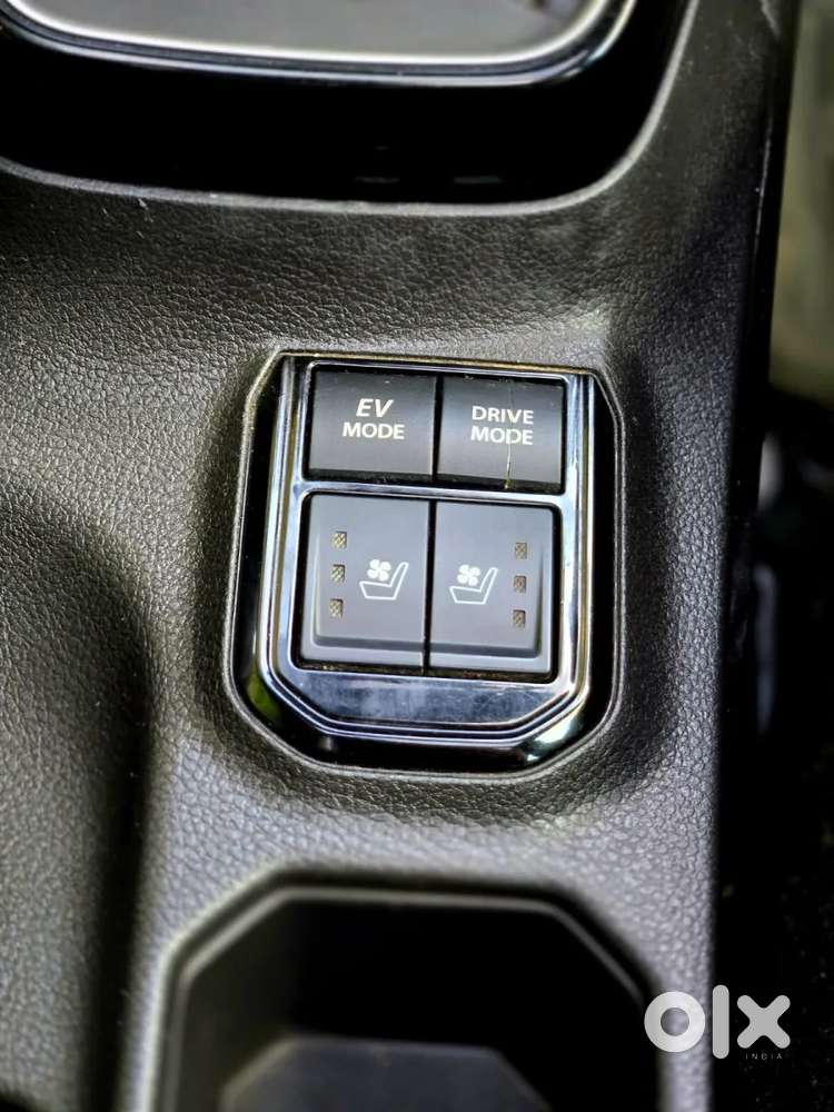 Toyota Urban Cruiser Hyryder 1.5 V Hybrid, 2023, Petrol