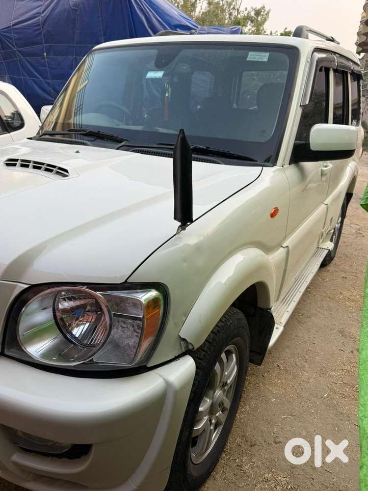 Mahindra Scorpio 2013 Diesel Well Maintained