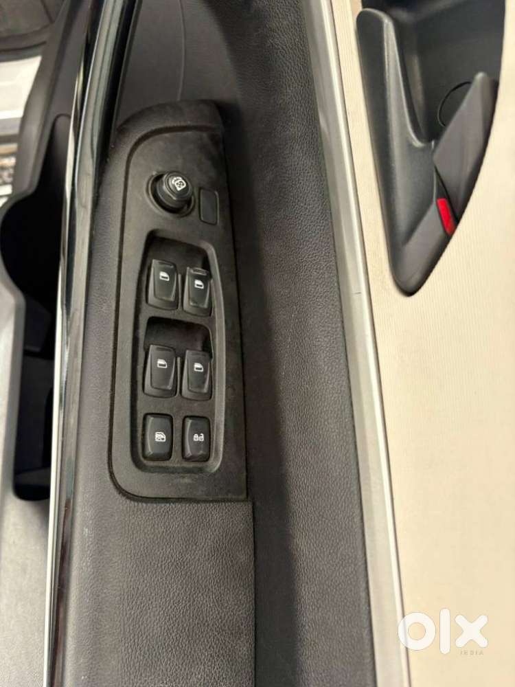 Mahindra Xuv700 2.2 Ax 5 Diesel Mt 7 Str, 2022, Diesel