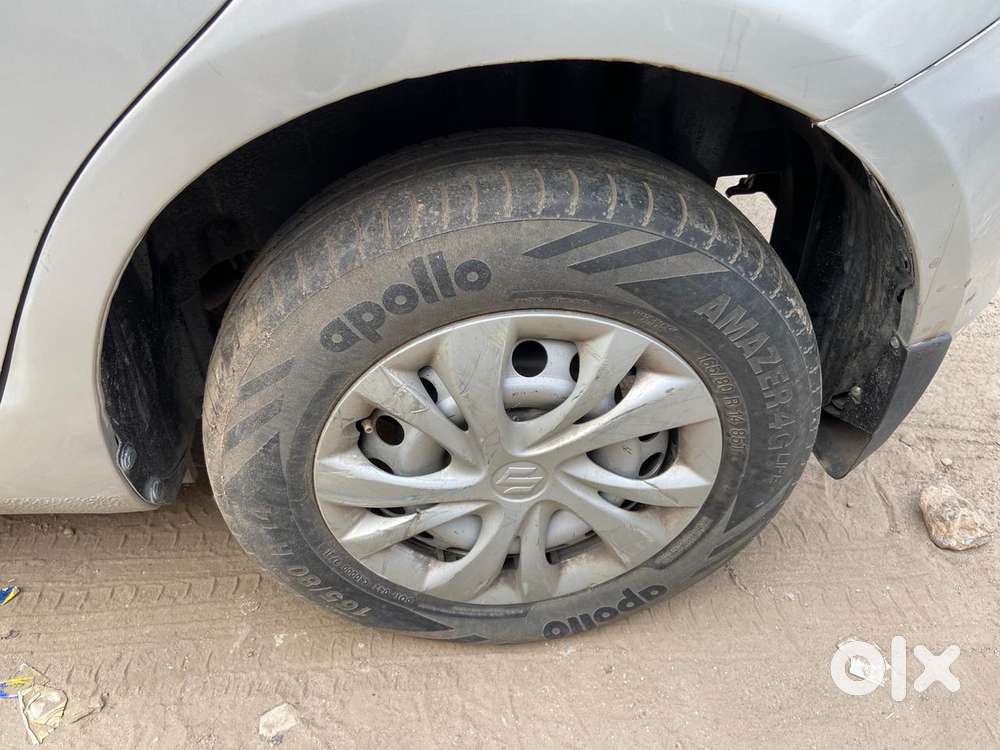 Maruti Suzuki Swift Lxi Optional-o, 2017, Petrol