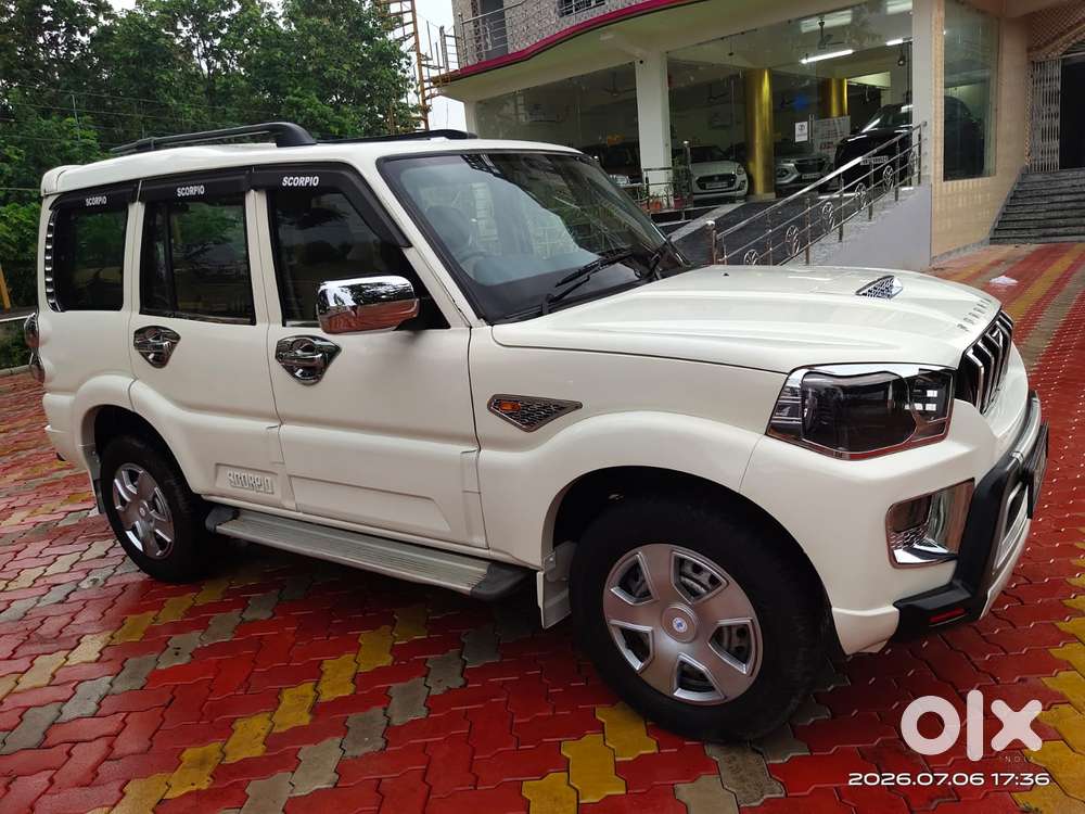 Mahindra Scorpio S4, 2017, Diesel