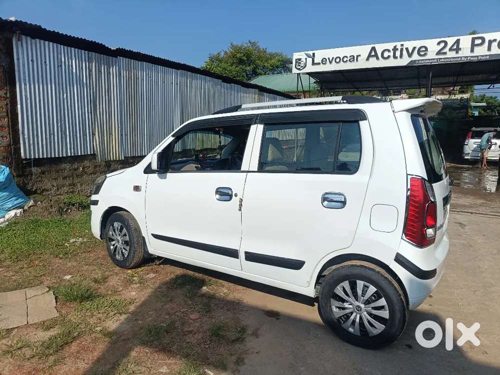 Maruti Suzuki Wagon R 1.0 Vxi Petrol 2017