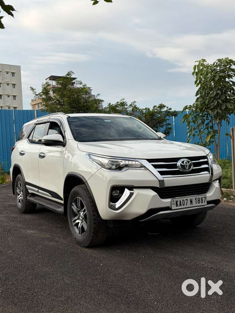 Toyota Fortuner 4X2 MT 2.8 Diesel, 2020, Diesel
