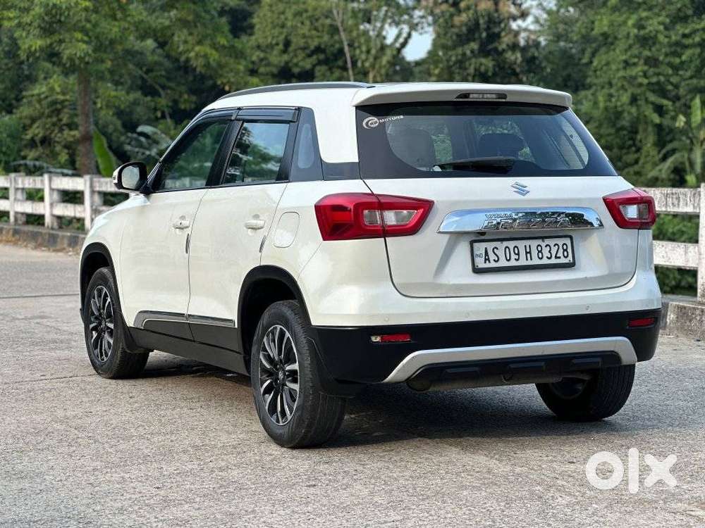 Maruti Suzuki Brezza Zxi Plus Smart Hybrid, 2022, Petrol