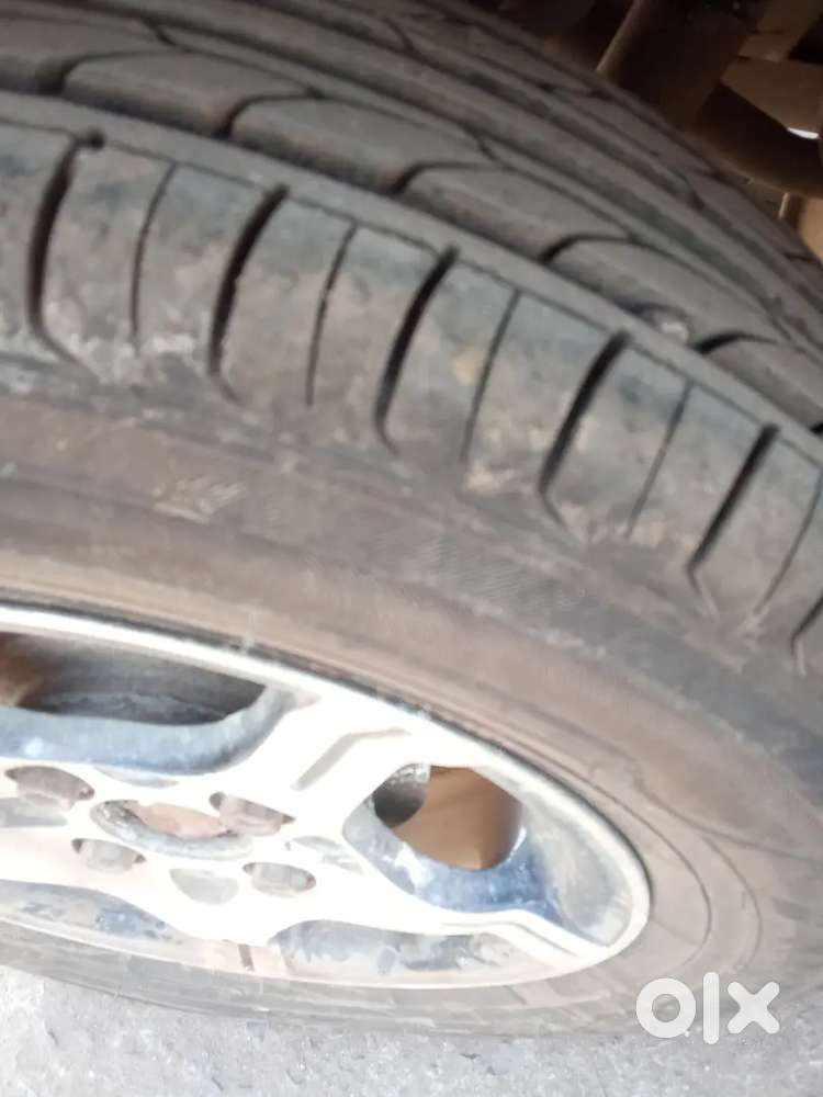 Sell My Alto 800 With Alloy Wheel