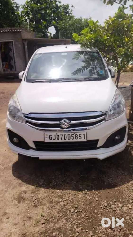 Maruti Suzuki Ertiga 2018/10 Mahino Petrol&cmpany Cng