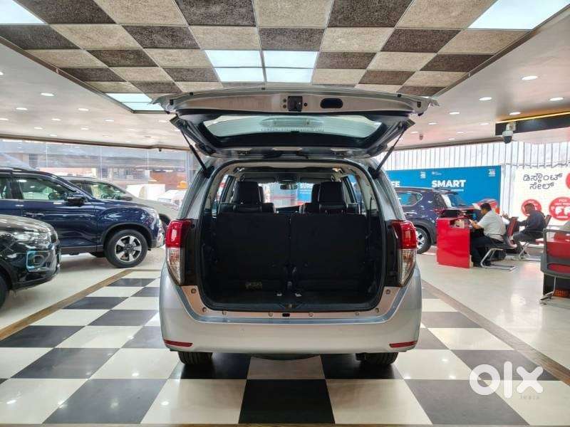 Toyota Innova Crysta Zx 2.4 Diesel 7 Seater, 2016, Diesel