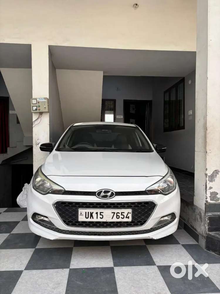 Hyundai Elite I20 2015 Diesel 80000 Km Driven